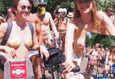 Tags: amateur, carolinepeters, exposed, nude, nudist, public (Pict. in Caroline Peters nude in public)