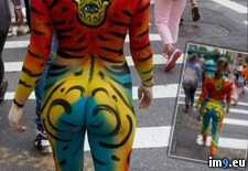 Tags: amateur, bodypainting, emmaroscheritchie, exposed, nudist, public (Pict. in Emma Rosche-Ritchie nude in public)
