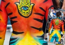 Tags: amateur, bodypainting, emmaroscheritchie, exposed, nudist, public (Pict. in Emma Rosche-Ritchie nude in public)