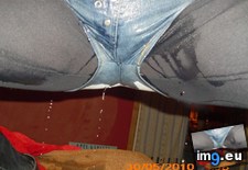 Tags: gepinkelt, hose (Pict. in pissing in die Hose)