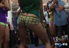 Tags: image (GIF in صور سكس متحركة)