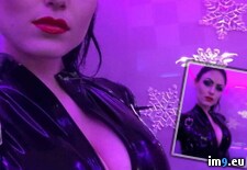 Tags:  (Pict. in Lady Blackdiamoond latexdomina melkt Sklave Benjamin fiegl dem Schwanz ab)