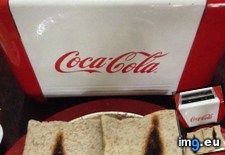 Tags: bottle, bread, burns, coca, cola, realized, toaster (Pict. in My r/MILDLYINTERESTING favs)