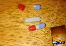 Tags: caps, capsules, little, normal, pills (Pict. in My r/MILDLYINTERESTING favs)