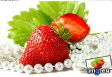 Tags: 1280x720, necklace, strawberry (Pict. in BG images)