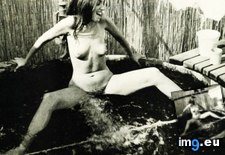 Tags: hot, nsfw, tub (Pict. in My r/NSFW favs)