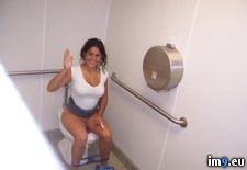 Tags: happy, potty, shot (Pict. in My r/PEE favs)
