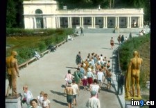 Tags: crowd, fountain, palace, park, pavilion, peterhof, samson, visitors (Pict. in Branson DeCou Stock Images)