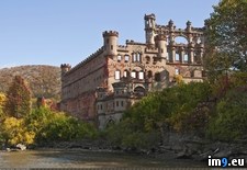 Tags: castle, hudson, nice, river (Pict. in My r/PICS favs)