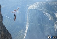 Tags: achieved, backgro, capitan, goal, highlining, line, long, time, week, yosemite (Pict. in My r/PICS favs)