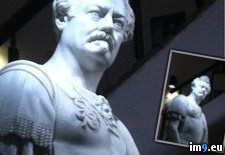 Tags: majestic, marble, philly, ron, sculpture, street, swanson, theatre, walnut (Pict. in My r/PICS favs)