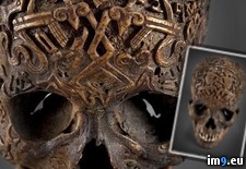 Tags: carving, kapala, skull, tibetan (Pict. in My r/PICS favs)