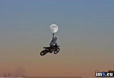 Tags: moon (Pict. in My r/PICS favs)