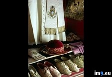 Tags: pope, shoes (Pict. in National Geographic Photo Of The Day 2001-2009)