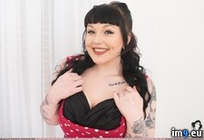 Tags: boobs, emo, hot, nature, reallifepirate, sanctuary, sexy, softcore, tatoo (Pict. in SuicideGirlsNow)