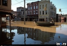 Tags: flood, richmond (Pict. in National Geographic Photo Of The Day 2001-2009)
