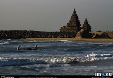Tags: shore, temples (Pict. in National Geographic Photo Of The Day 2001-2009)