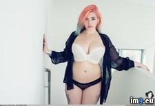 Tags: boobs, emo, girls, highbythebeach, hot, nature, porn, softcore, sophoulla, suicidegirls (Pict. in SuicideGirlsNow)