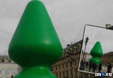 Tags: anal, appeared, buttfucking, giant, paris, plug, sculpture, sodomy, wtf (Pict. in My r/WTF favs)