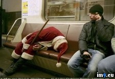 Tags: classy, keeping, santa, wtf (Pict. in My r/WTF favs)