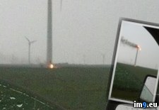 Tags: burns, lightening, strike, turbine, wind, wtf (Pict. in My r/WTF favs)
